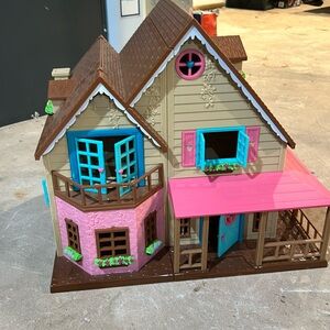 COPY - Lil Woodzeez House (correction of prior listing of Calico Critters)